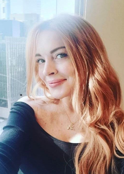 «Каждая женщина должна чувствовать себя так»: Линдси Лохан вышла замуж за арабского финансиста.