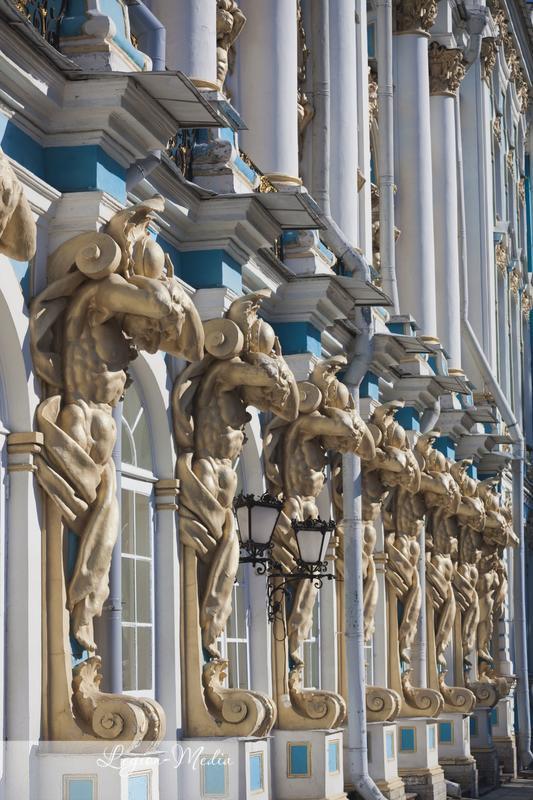 Петербург обошел Москву в рейтинге самых дорогих городов планеты: угадайте, кто возглавил топ.