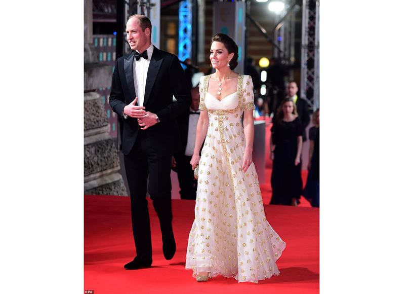 На BAFTA вспомнили все о королевской семье: Гарри, Brexit, Megxit (а мы собрали лучшие шутки с церемонии).